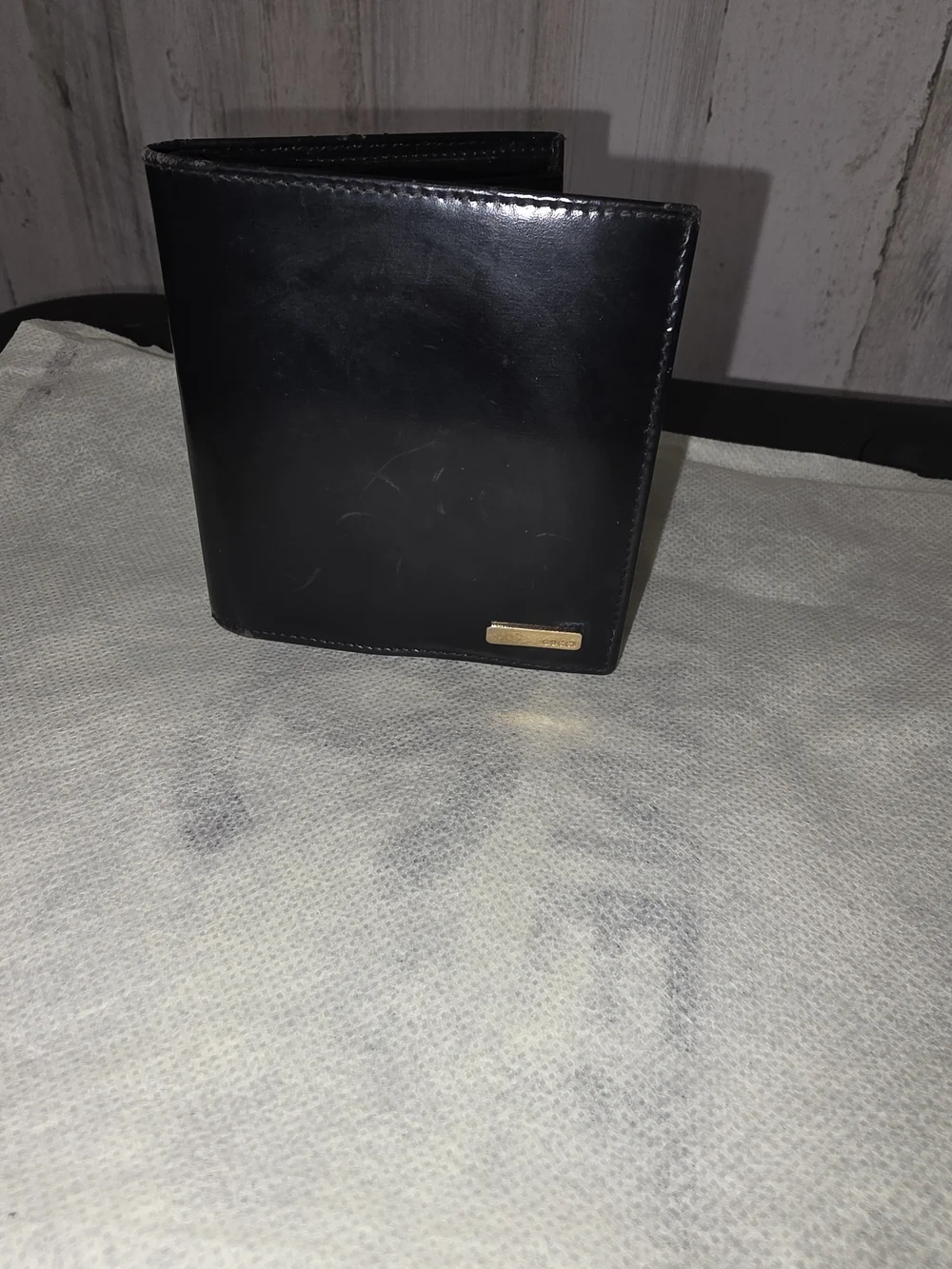 Men's Gucci Leather Bi-Fold Wallet